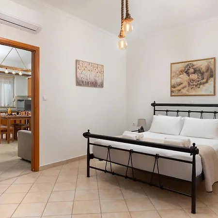 Minimal & Bright Apartament